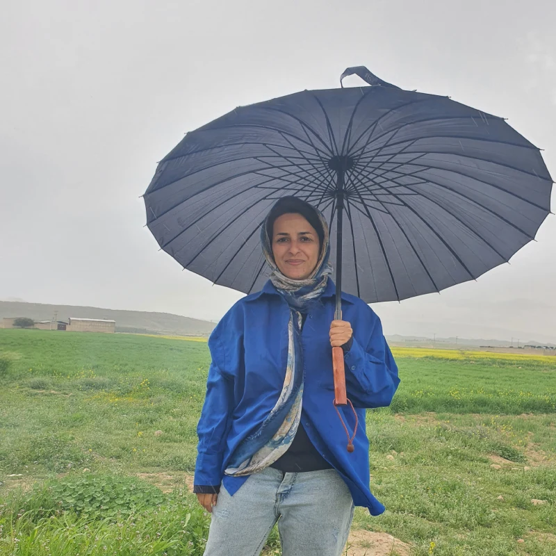مهسا رزاق زادگان