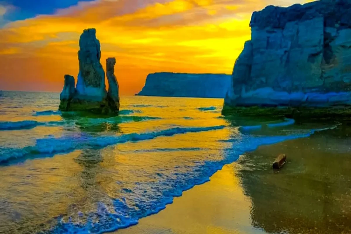 استان هرمزگان؛ صدفی در کنار خلیج فارس