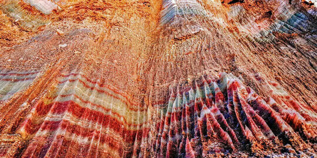 گنبدهای نمکی بستک