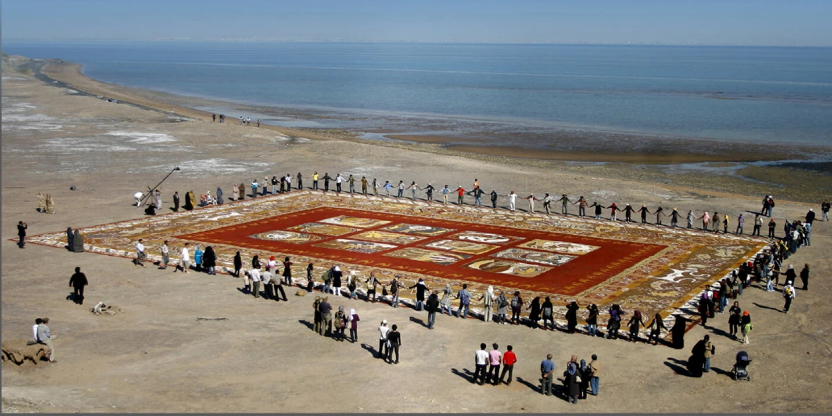 فرش خاکی هرمز