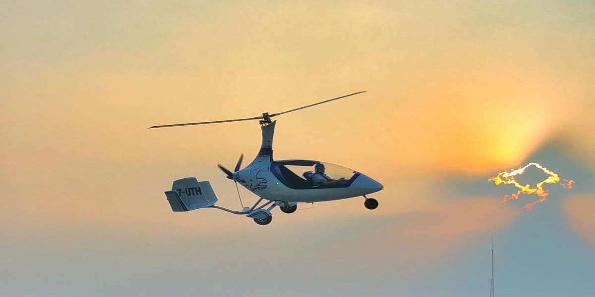 جایروکوپتر در آسمان