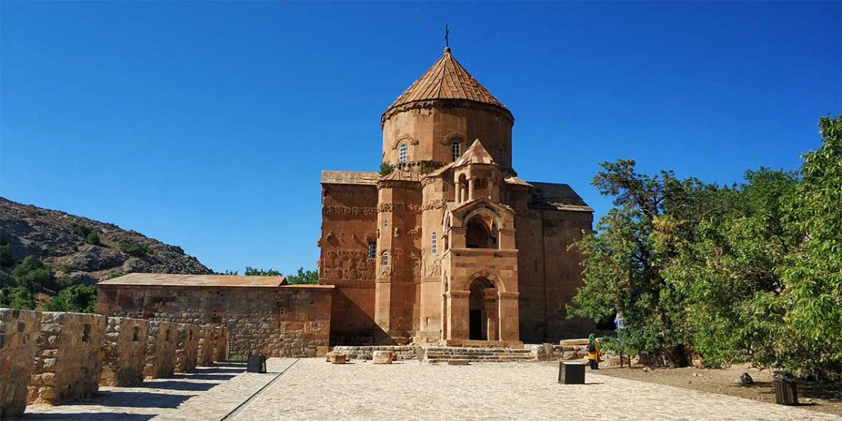 جزیره آختامار