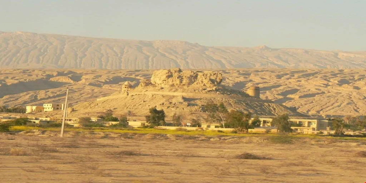 قلعه فین