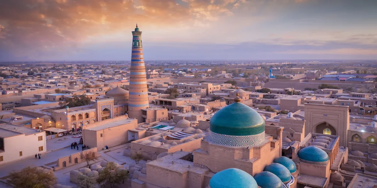 شهر تاریخی خیوه با معماری کویری، جاذبه تور ازبکستان