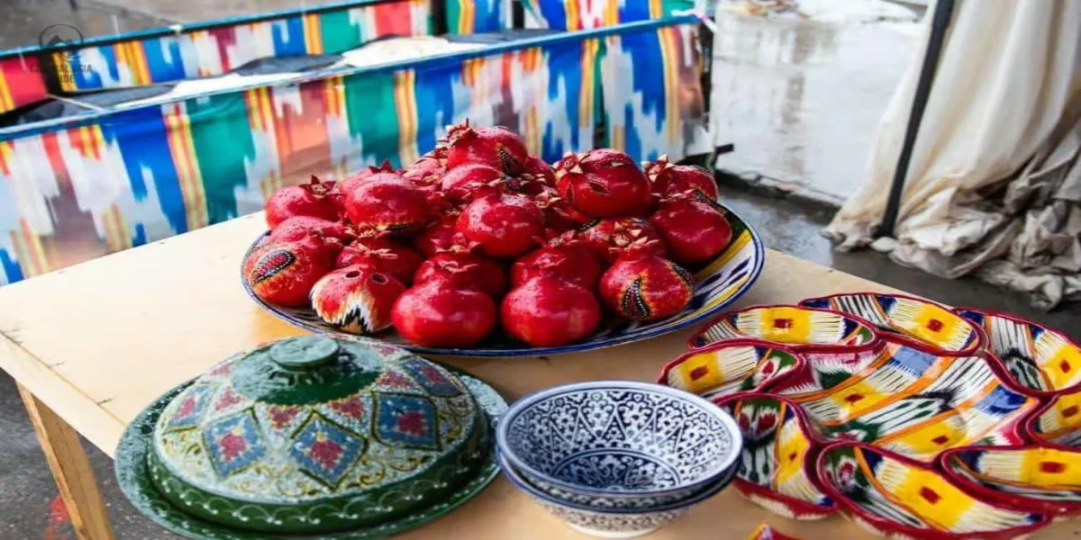 سفالینه‌های سنتی ازبکستان، سوغاتی تور ازبکستان